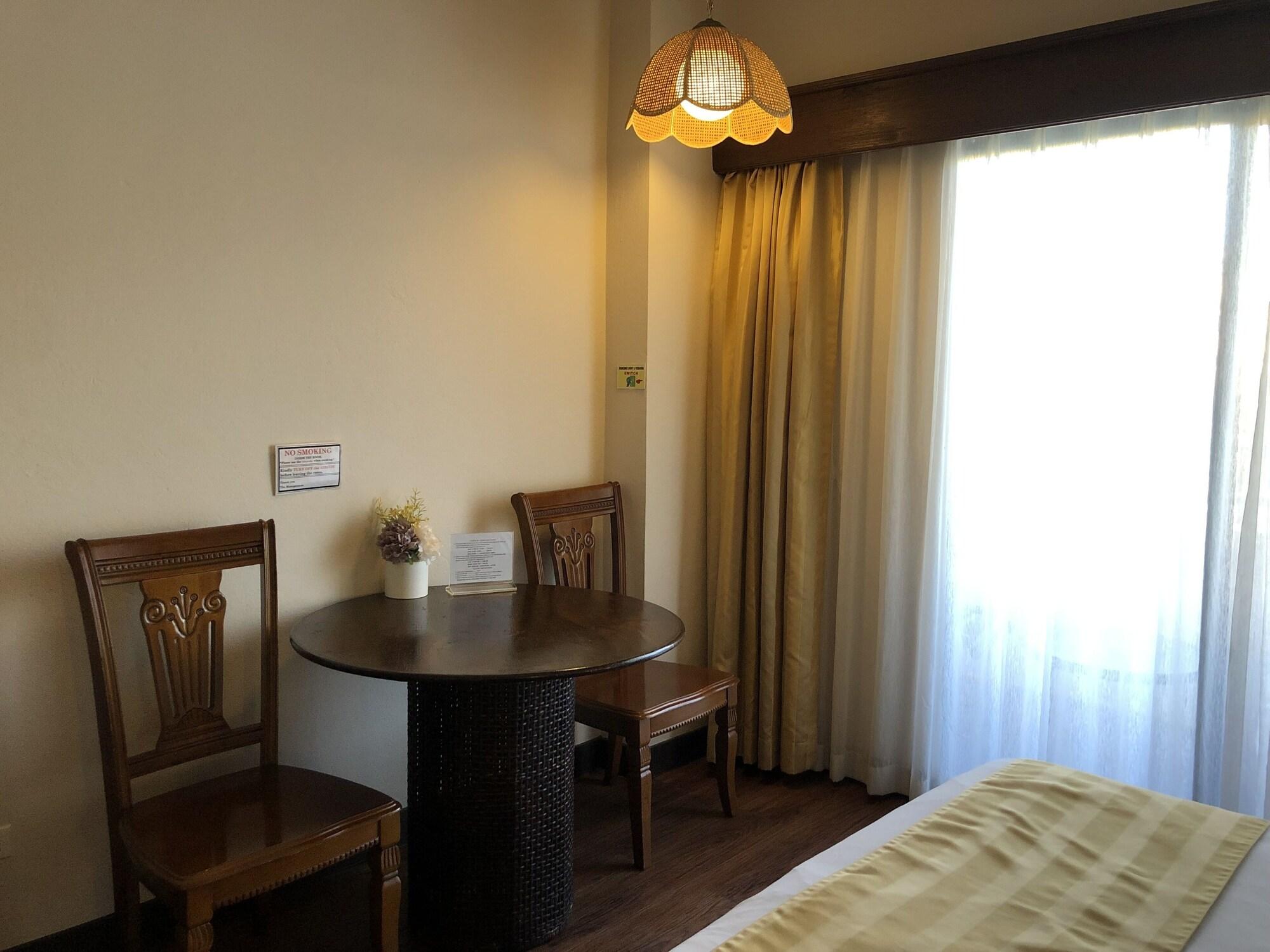 Holiday Saipan Hotel Luaran gambar